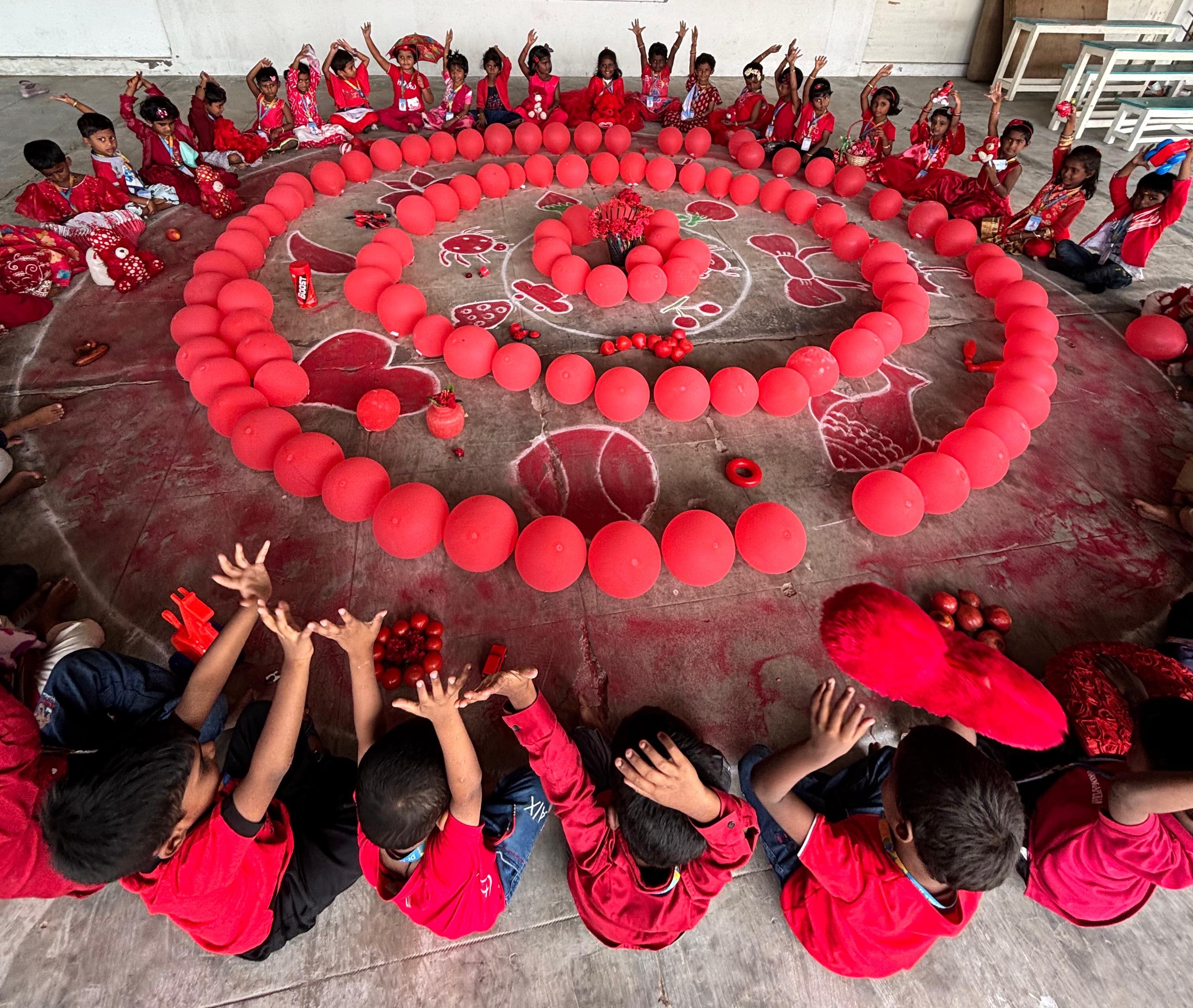 RED DAY